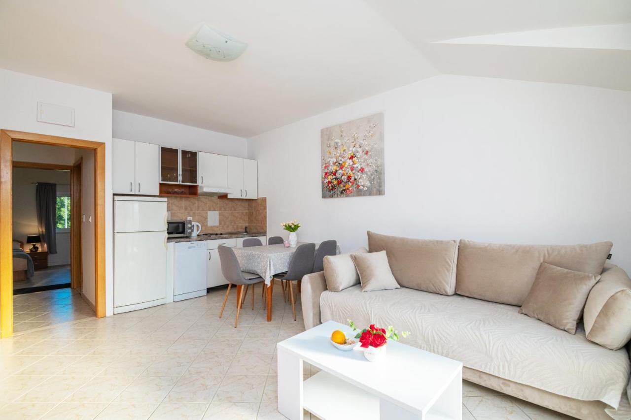 Apartments Dubelj Komolac Eksteriør bilde